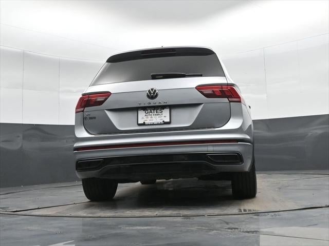 2023 Volkswagen Tiguan SE R-Line Black