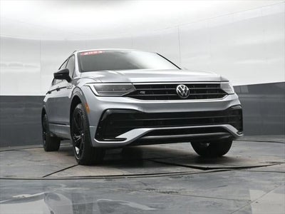 2023 Volkswagen Tiguan SE R-Line Black