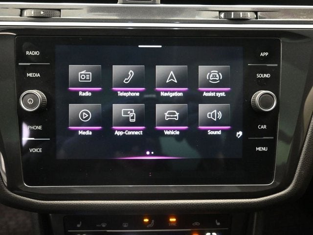 2023 Volkswagen Tiguan SE R-Line Black