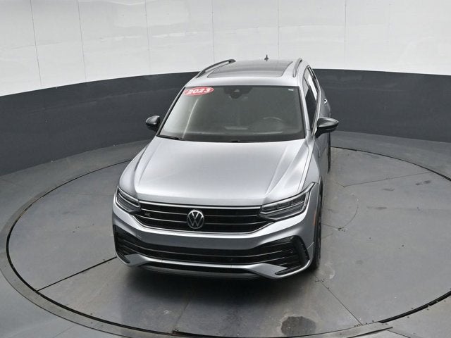 2023 Volkswagen Tiguan SE R-Line Black