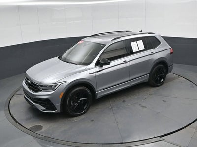 2023 Volkswagen Tiguan SE R-Line Black