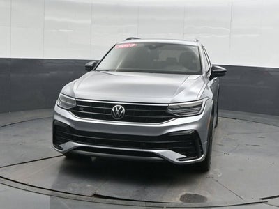 2023 Volkswagen Tiguan SE R-Line Black