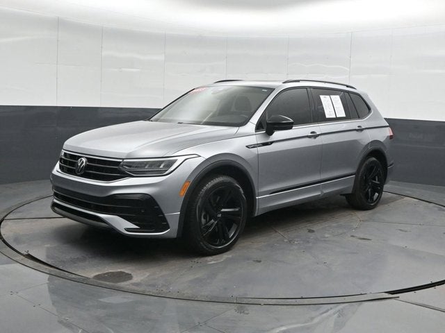2023 Volkswagen Tiguan SE R-Line Black