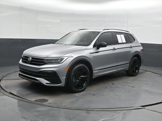 2023 Volkswagen Tiguan SE R-Line Black