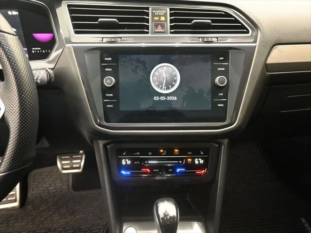 2023 Volkswagen Tiguan SE R-Line Black