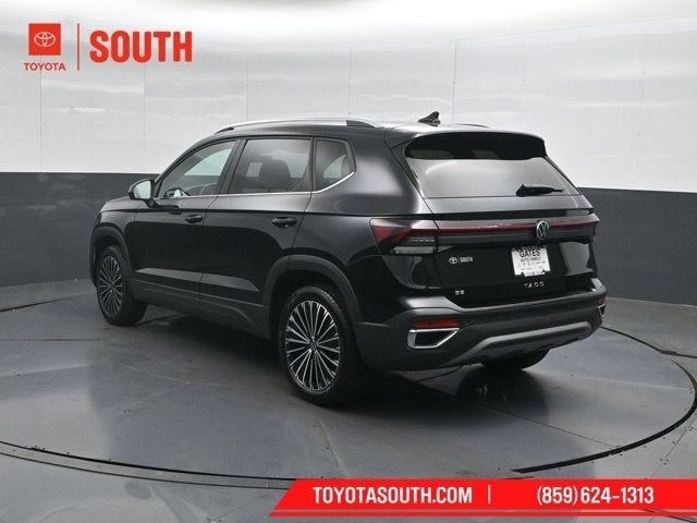 2025 Volkswagen Taos SE