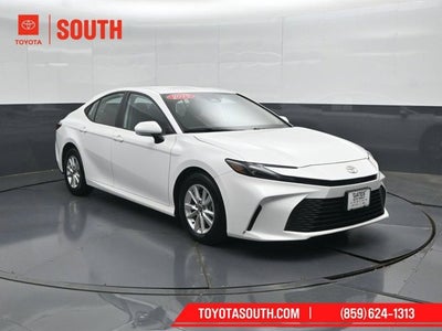 2025 Toyota Camry LE