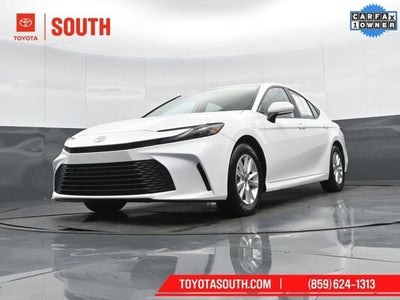 2025 Toyota Camry LE