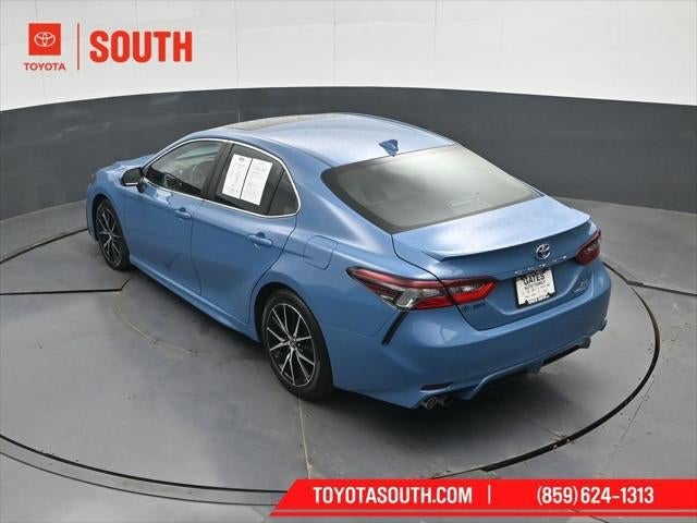 2023 Toyota Camry Hybrid SE Nightshade
