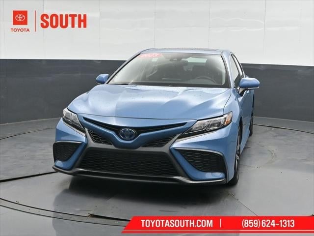 2023 Toyota Camry Hybrid SE Nightshade