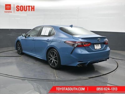 2023 Toyota Camry Hybrid SE Nightshade