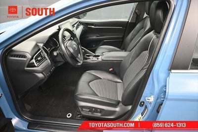 2023 Toyota Camry Hybrid SE Nightshade