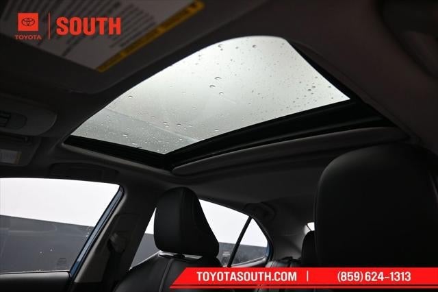 2023 Toyota Camry Hybrid SE Nightshade