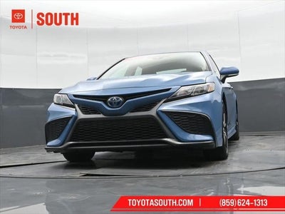 2023 Toyota Camry Hybrid SE Nightshade