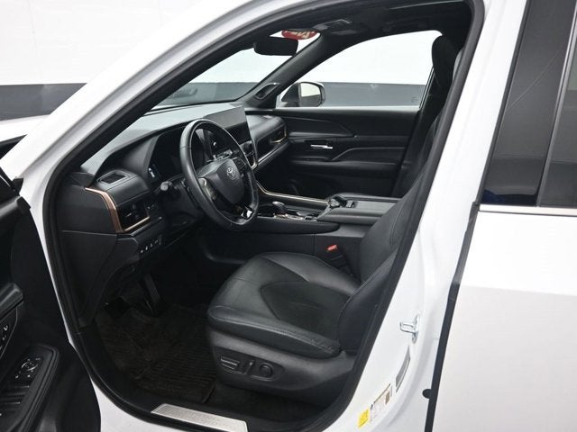 2024 Toyota Grand Highlander Hybrid MAX Platinum