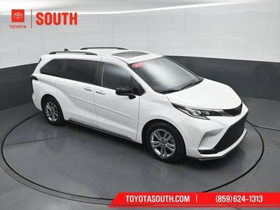 2023 Toyota Sienna XSE