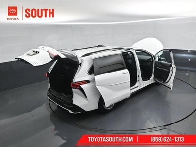 2023 Toyota Sienna XSE