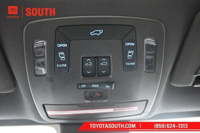 2023 Toyota Sienna XSE