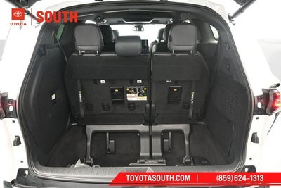 2023 Toyota Sienna XSE