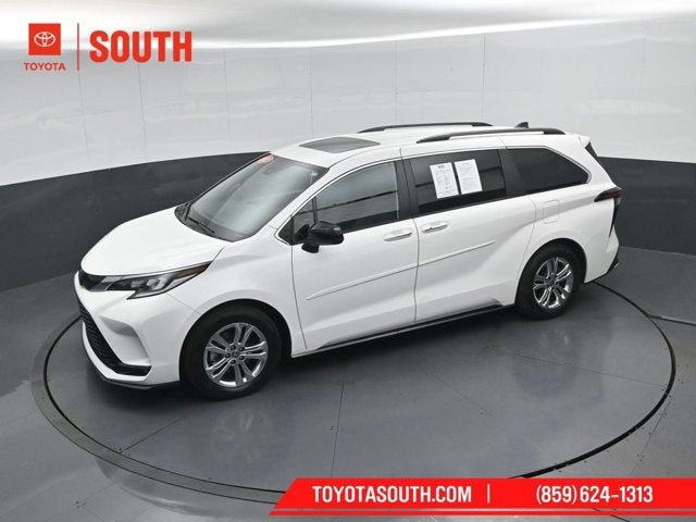 2023 Toyota Sienna XSE
