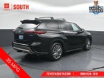 2023 Toyota Highlander Hybrid Platinum