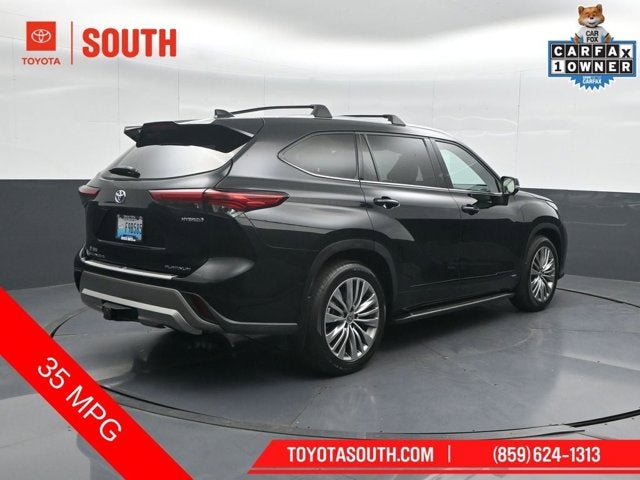 2023 Toyota Highlander Hybrid Platinum