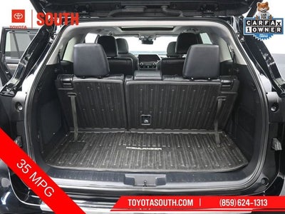 2023 Toyota Highlander Hybrid Platinum