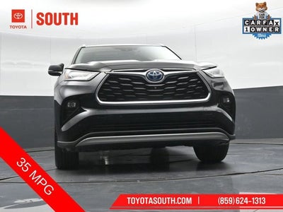 2023 Toyota Highlander Hybrid Platinum