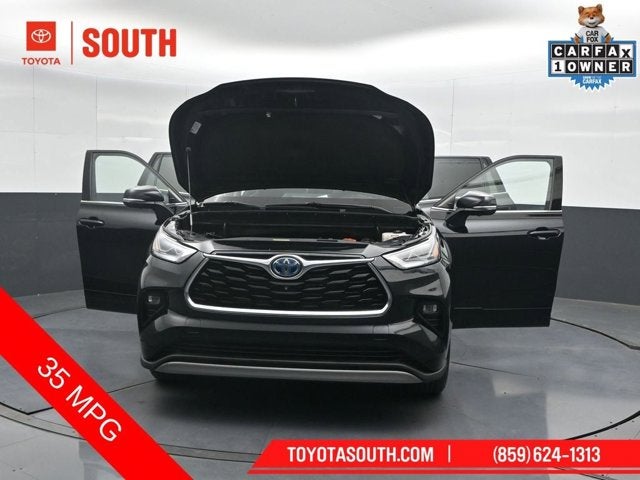 2023 Toyota Highlander Hybrid Platinum