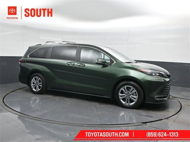 2024 Toyota Sienna Platinum