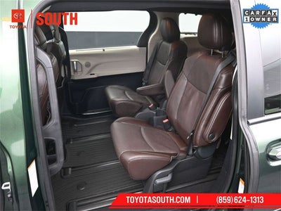 2024 Toyota Sienna Platinum