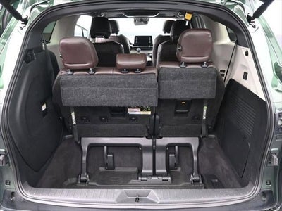 2024 Toyota Sienna Platinum
