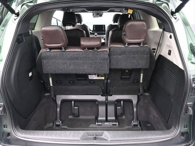 2024 Toyota Sienna Platinum