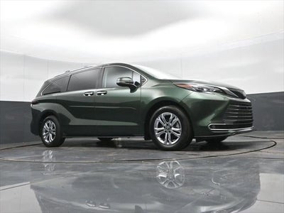 2024 Toyota Sienna Platinum