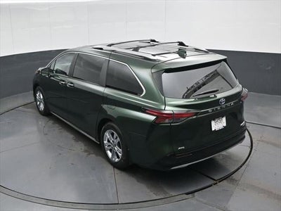 2024 Toyota Sienna Platinum