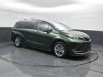 2024 Toyota Sienna Platinum