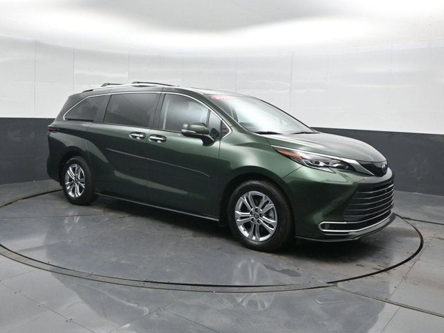 2024 Toyota Sienna Platinum