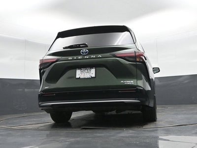 2024 Toyota Sienna Platinum