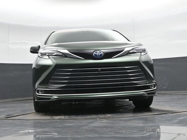 2024 Toyota Sienna Platinum