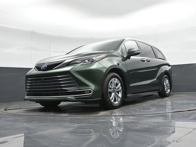 2024 Toyota Sienna Platinum