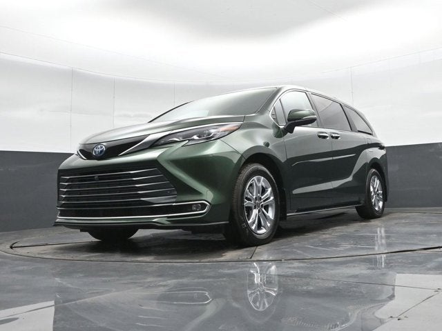 2024 Toyota Sienna Platinum