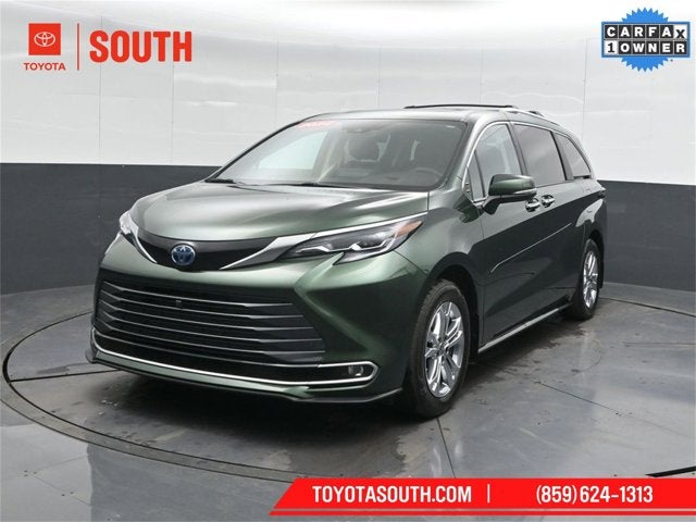 2024 Toyota Sienna Platinum
