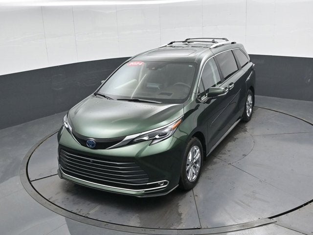 2024 Toyota Sienna Platinum