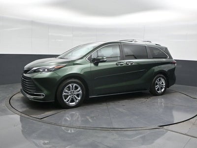 2024 Toyota Sienna Platinum