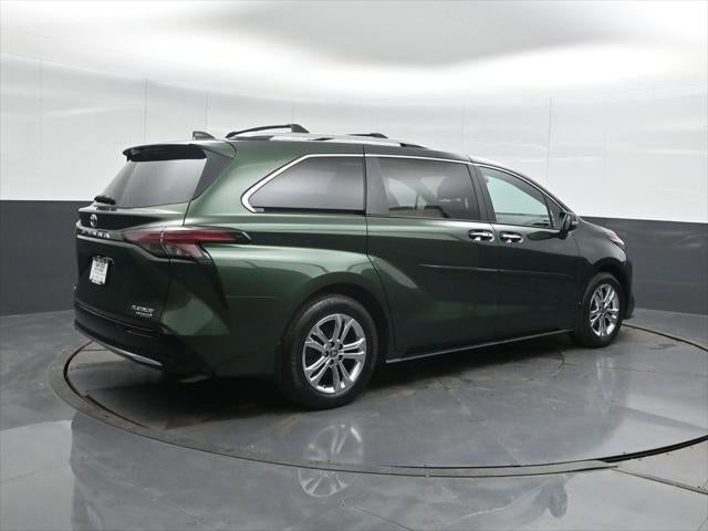 2024 Toyota Sienna Platinum