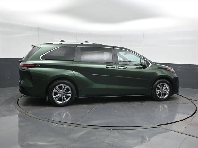 2024 Toyota Sienna Platinum