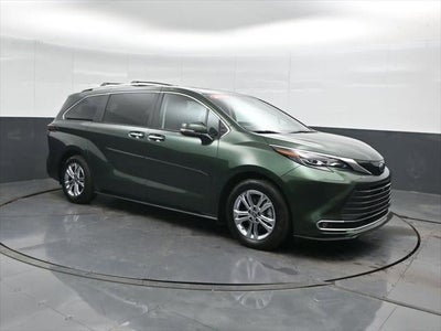 2024 Toyota Sienna Platinum