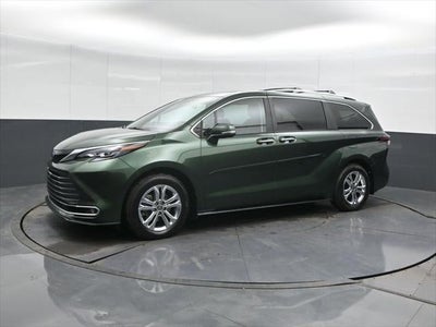 2024 Toyota Sienna Platinum