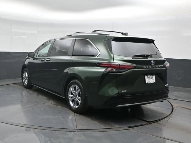 2024 Toyota Sienna Platinum