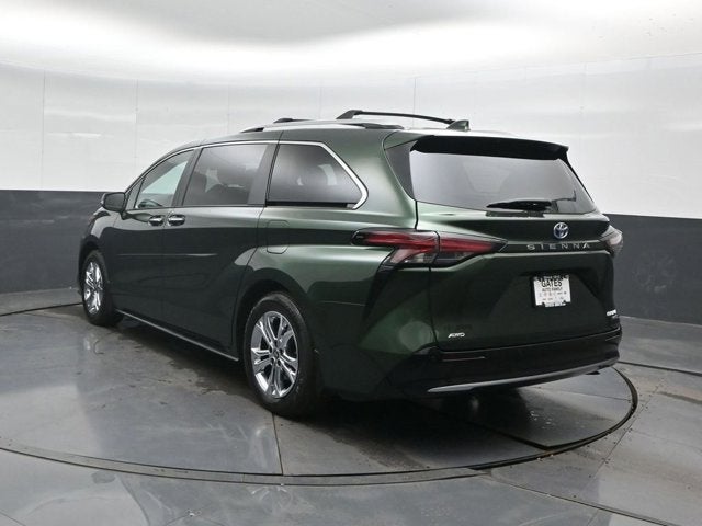 2024 Toyota Sienna Platinum